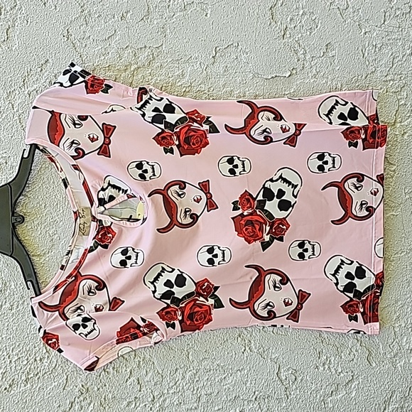 NWT NEW Lindy Bop Pink Key Hole Pin Up Top Skulls Roses She Devil Print - Picture 4 of 8